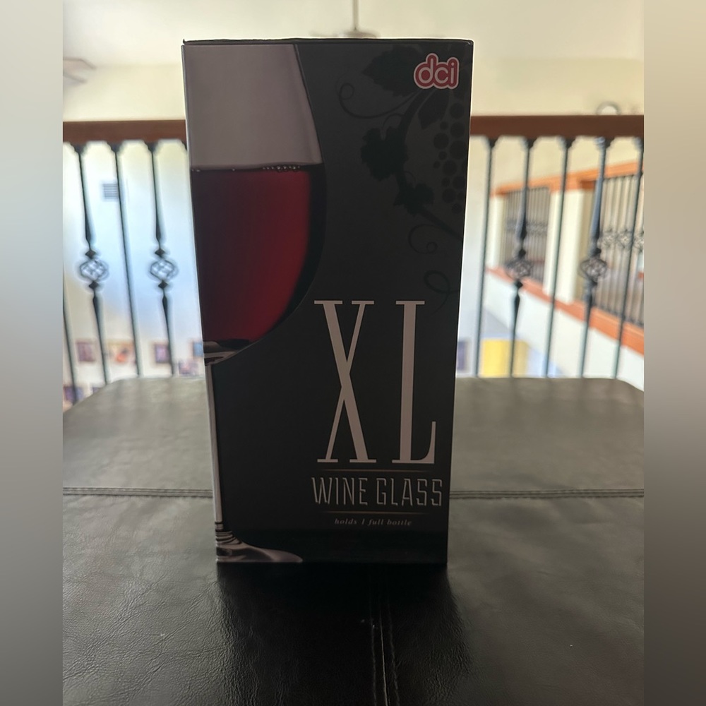XL wine glass